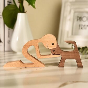 Houten beeldje - Man en Hond - Model 10